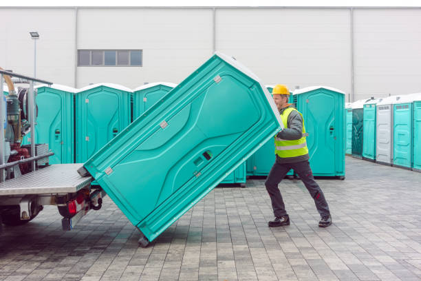 Best Porta potty delivery and setup  in Dunbar, WV